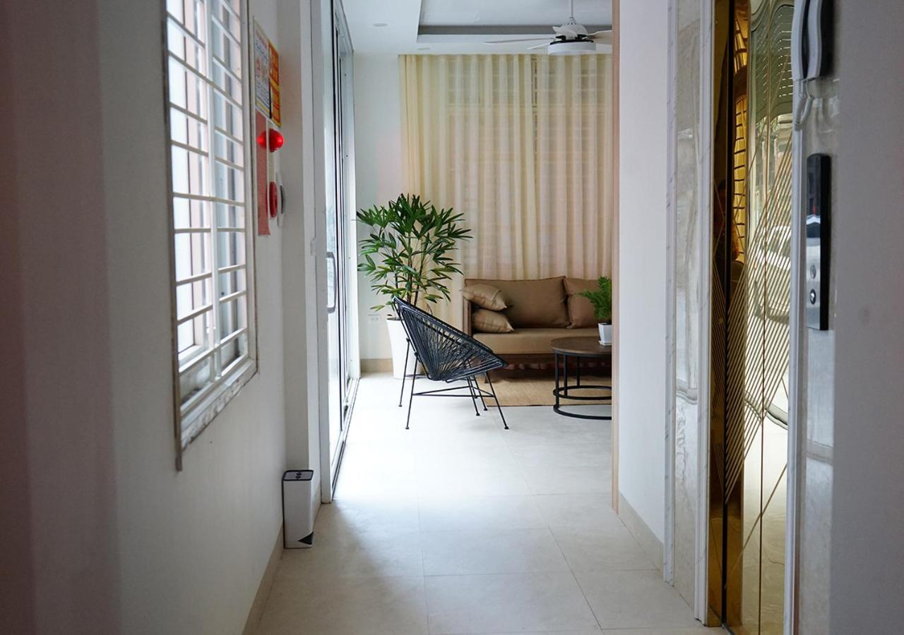 Lyn House - Service Apartment Hoang Quoc Viet 河内 外观 照片