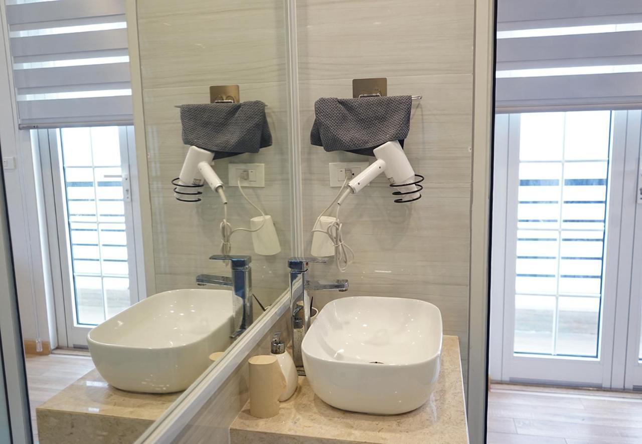 Lyn House - Service Apartment Hoang Quoc Viet 河内 外观 照片